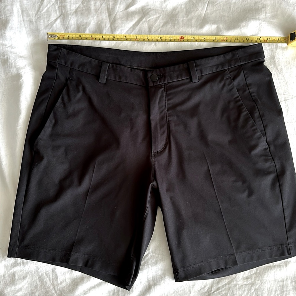 Bundle of two men’s Lululemon shorts - 40